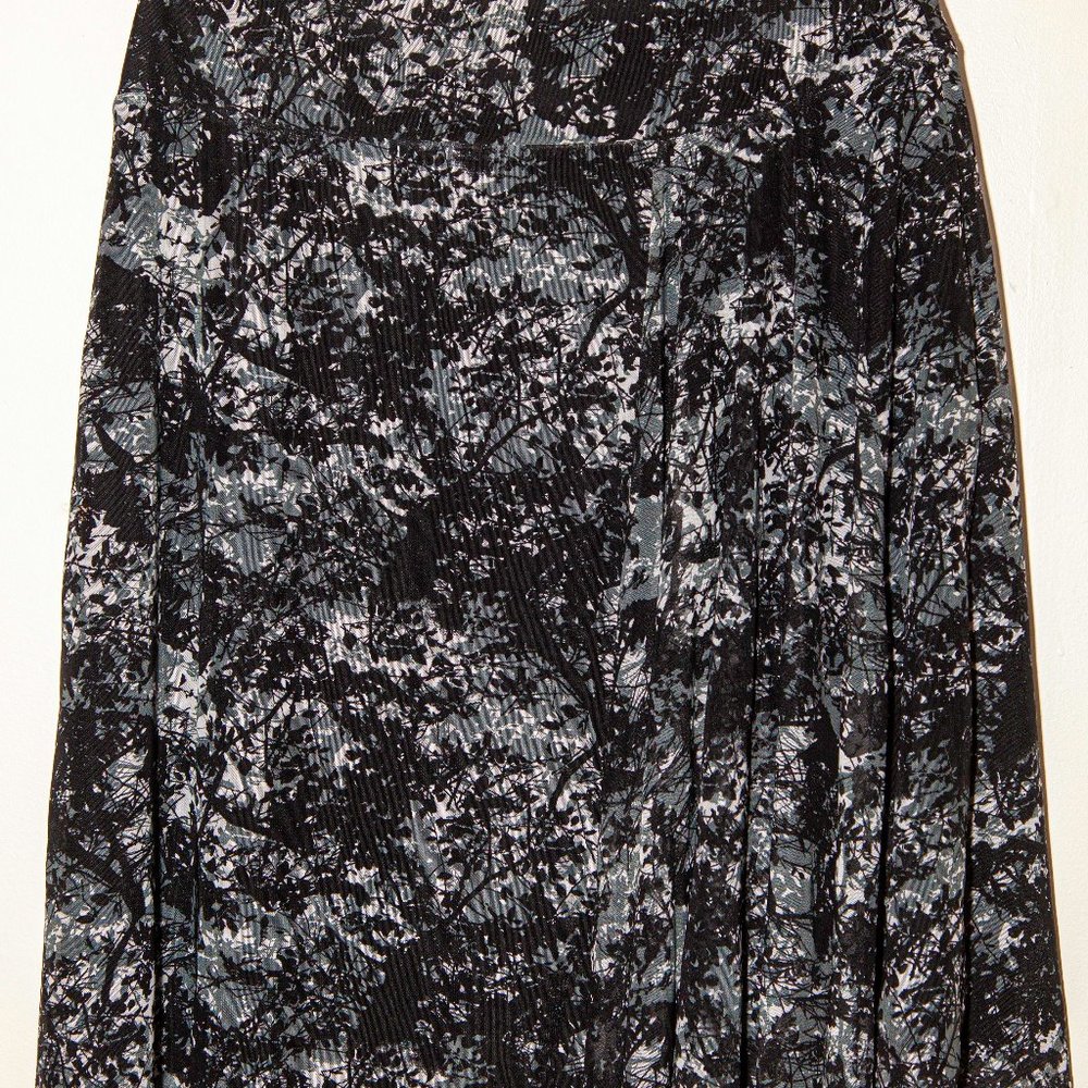 B&W Lace Skirt